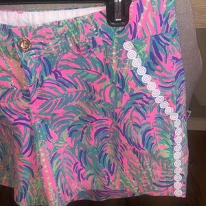 Lilly Pulitzer Callahan Shorts - Size 10